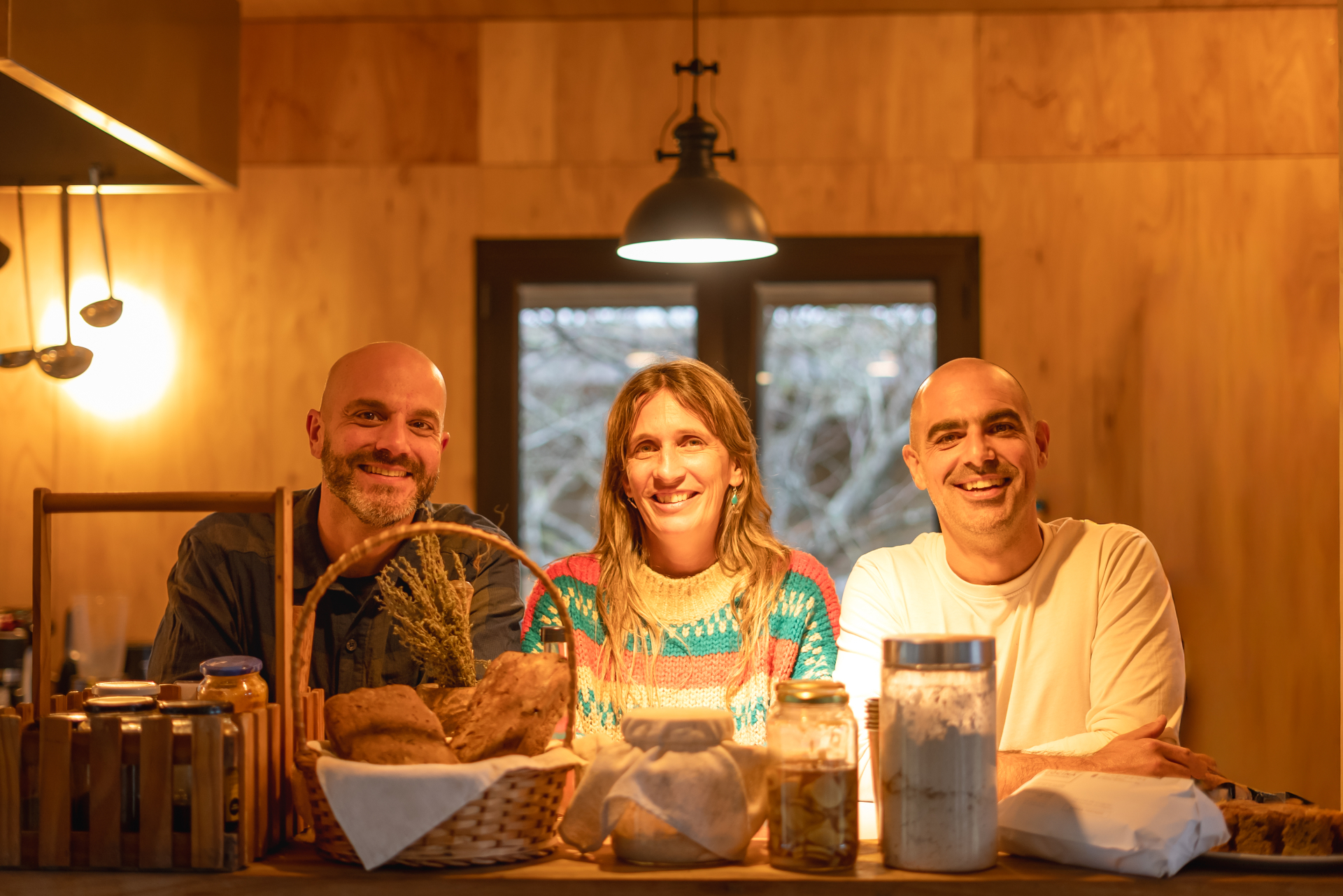 Nico, Sil y Marcos en Casa Hamsa